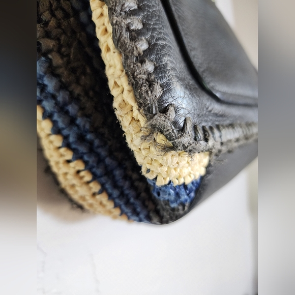 Tory Burch Small Marion Crochet Straw Saddlebag - Picture 12 of 16